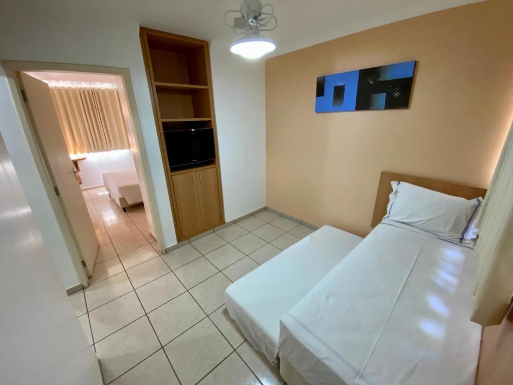 Hotel Diroma Fiori Com Um Dia De Acesso No Acqua Park Diroma Caldas Novas Bagian luar foto
