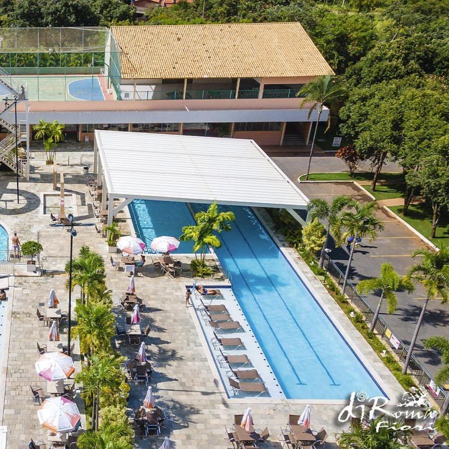 Hotel Diroma Fiori Com Um Dia De Acesso No Acqua Park Diroma Caldas Novas Bagian luar foto
